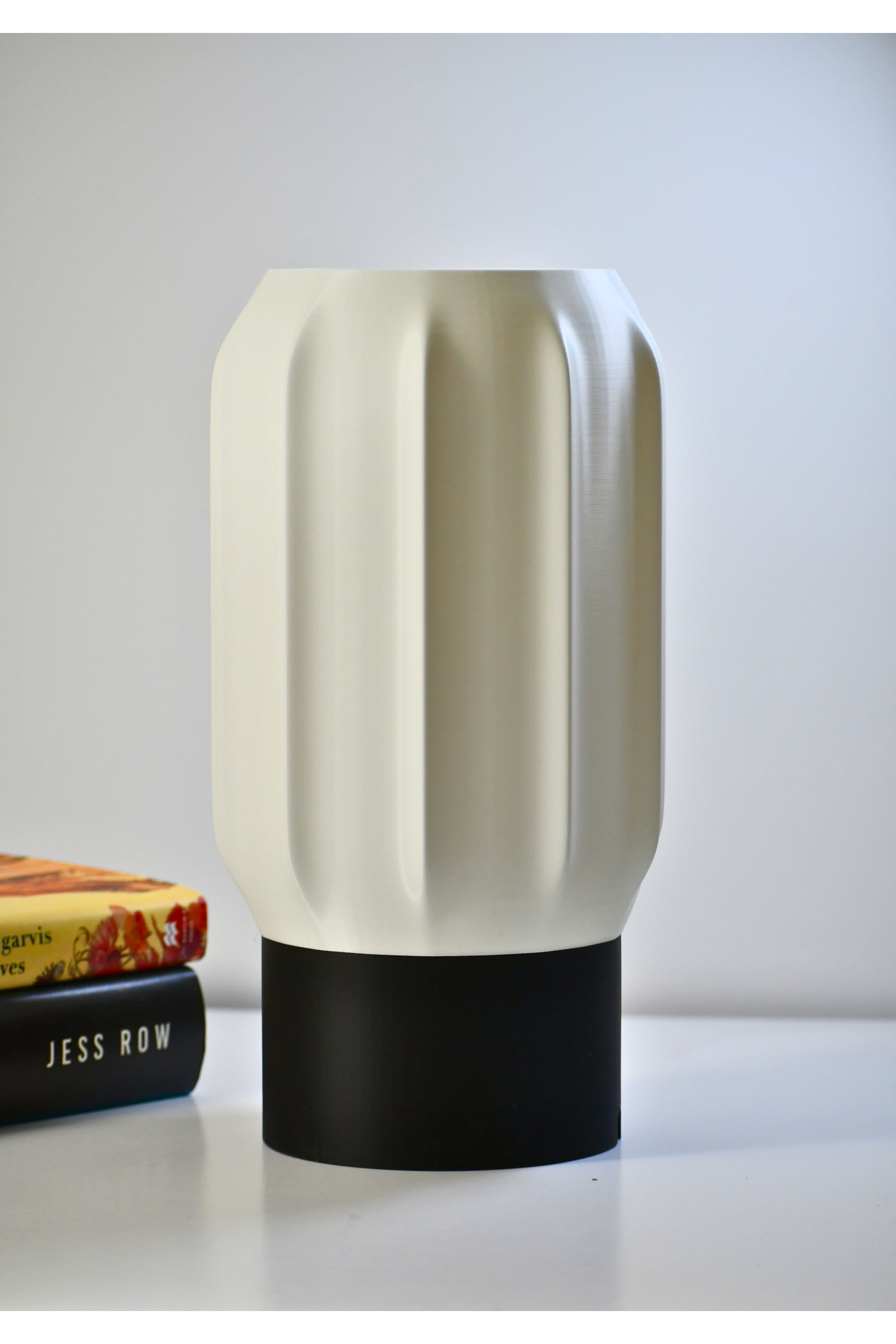 Black Designer Table Lamp BRIO